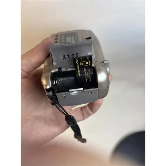 Kodak Advantix C700 Camera with Strap, in Original Box, No Battery or Film - Picture 6 of 6